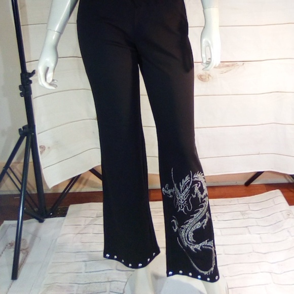 NEW PRODUCTS ONLY - Drawstring Cotton Pant with Rhinestone Dragon - Picture 6 of 10